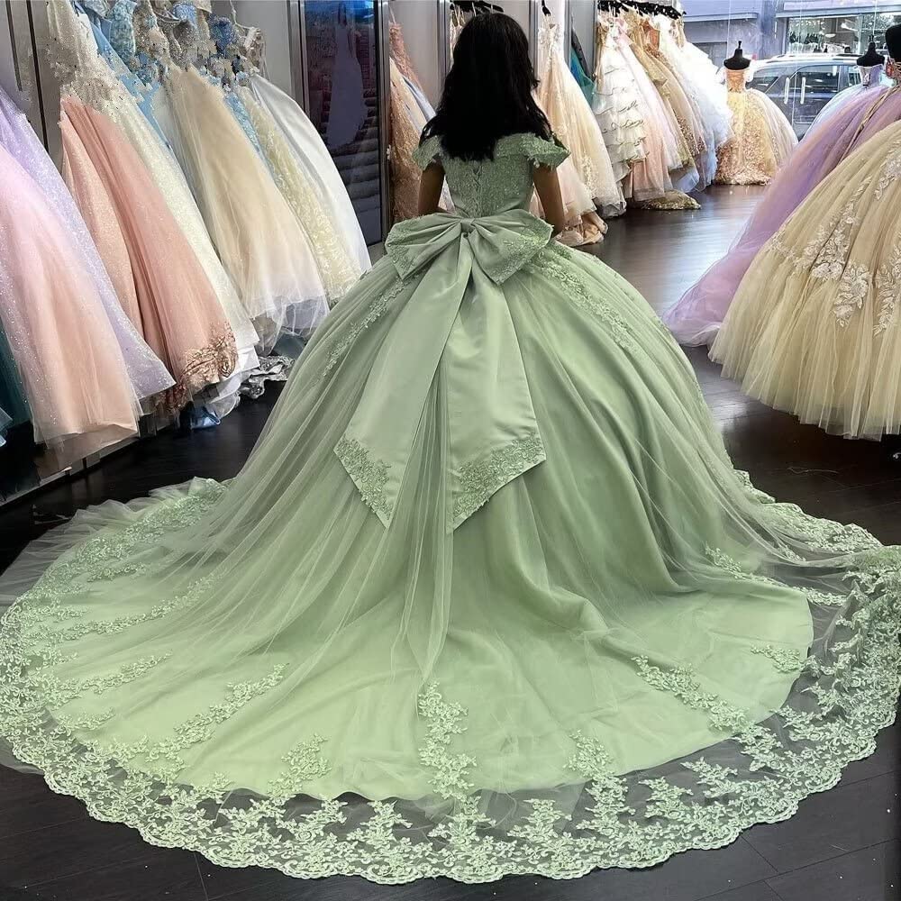 Robe de Quinceanera vert sauge avec appliques en dentelle et épaules dénudées, robe de princesse longue de 16 ans, robe de bal en tulle avec nœud et traîne